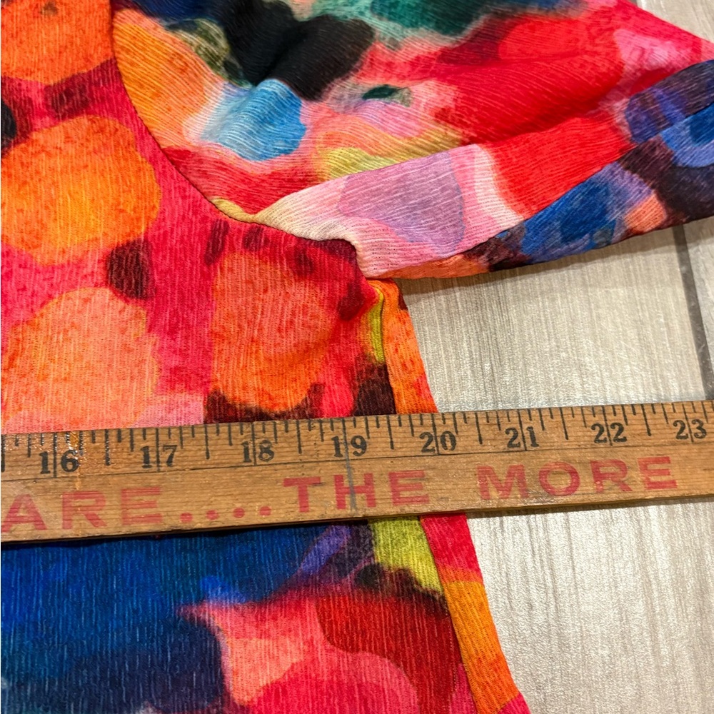 DAMEE WOMENS colorful top bottom T-shirt size M 
Good condition 
20×26 - Picture 7 of 7